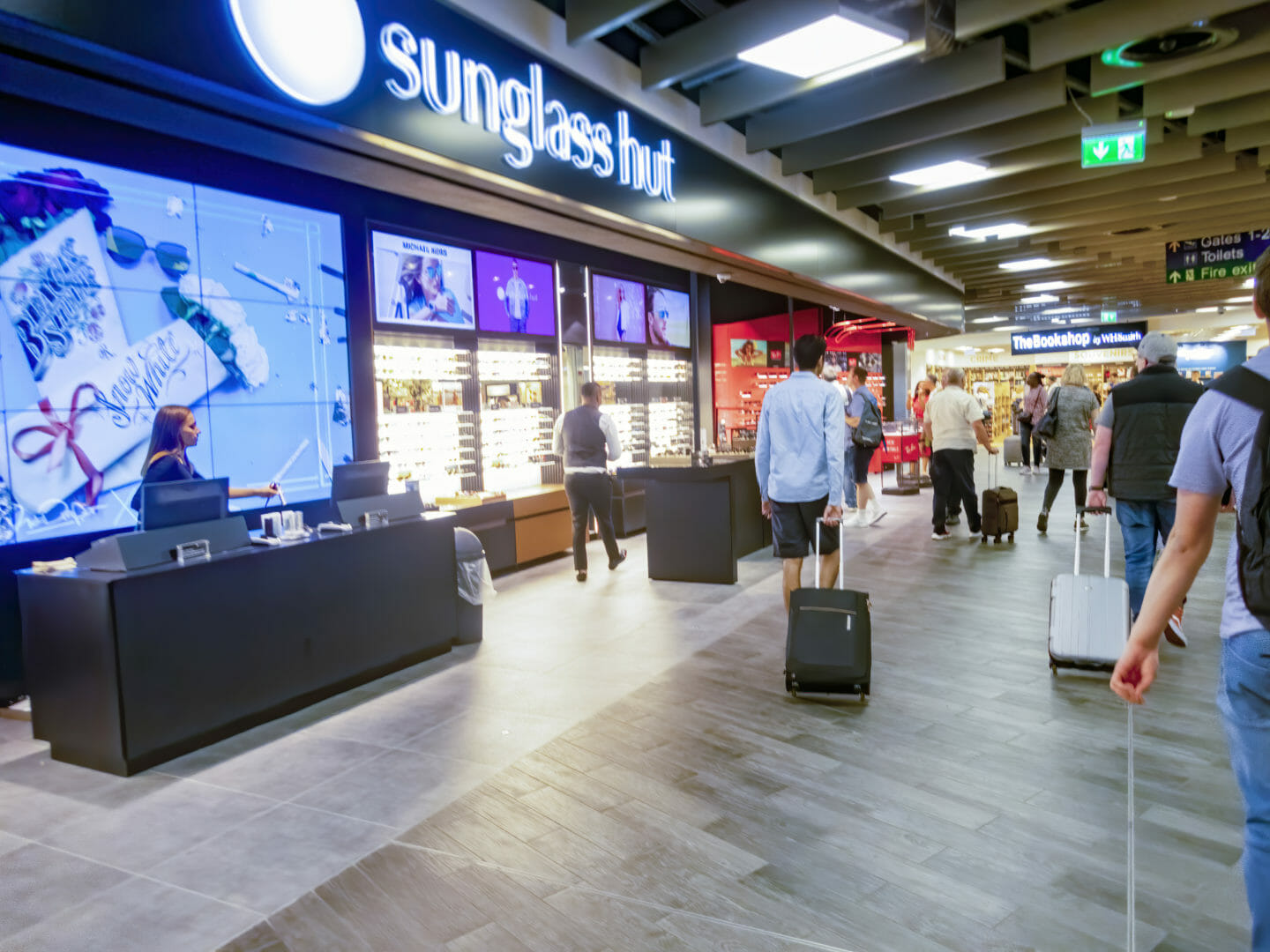 7 Ways to Use Digital Signage in Retail
